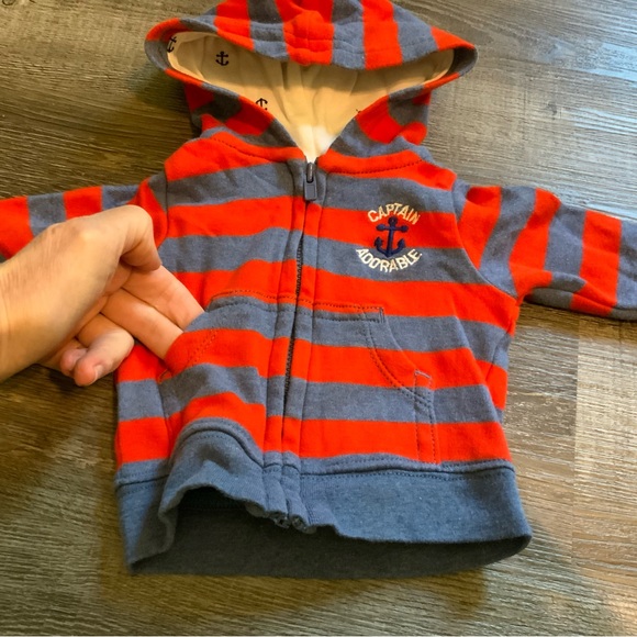 ⭐️ 5 for $15 Newborn Hoodie - Picture 2 of 4